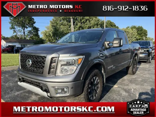 2017 Nissan Titan 4x4 Crew Cab PRO-4X