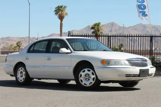 2002 Lincoln Continental