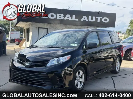 Toyota Sienna L 2020 de 7 pasajeros