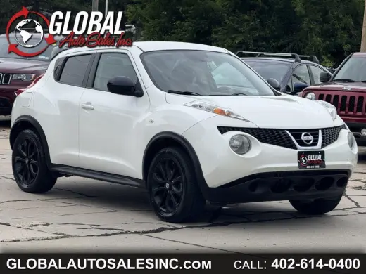 Nissan Juke 2014 5p Wgn CVT S tracción en todas las ruedas