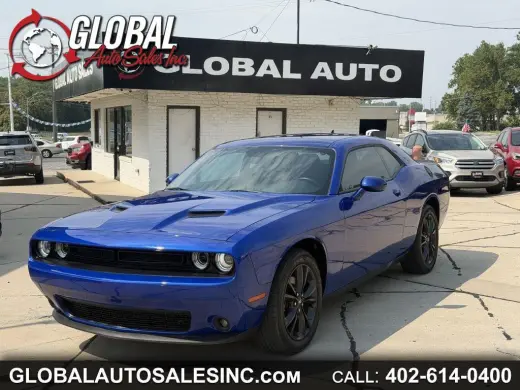 Dodge Challenger SXT 2022 con tracción en todas las ruedas