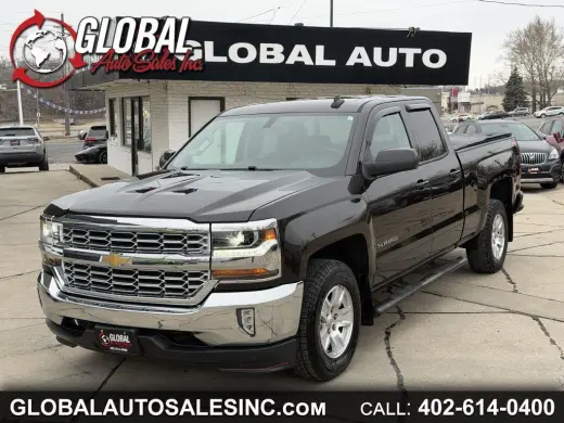 Chevrolet Silverado 1500 4WD Doble Cab 143.5" LT con 1LT de 2018