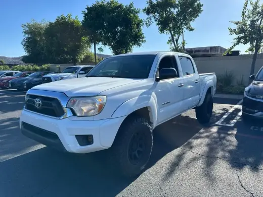 Toyota Tacoma 2015 4x2 PreRunner V6 4dr Double Cab 5.0 ft SB 5A