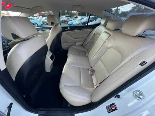 2016 KIA CADENZA