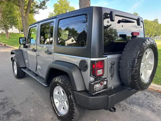 2017 Jeep WRANGLER UNLIMITED