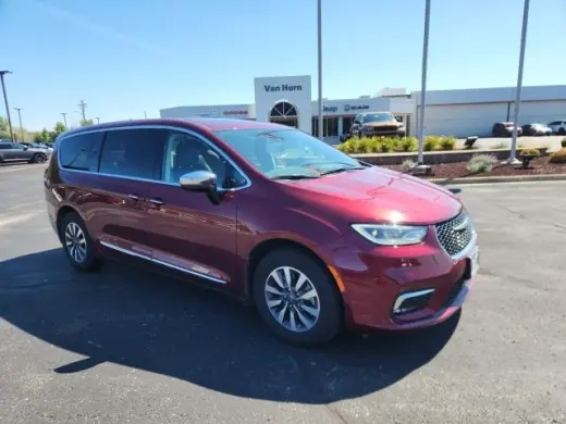 2023 Chrysler Pacifica Hybrid