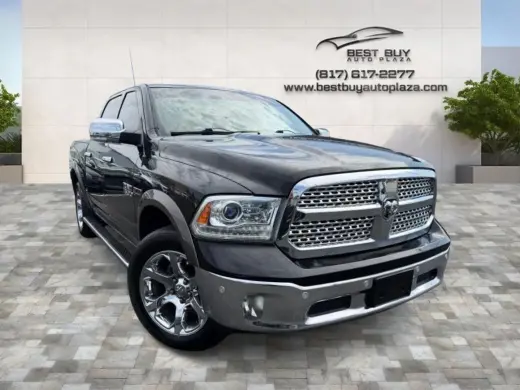 2017 RAM 1500 CREW CAB
