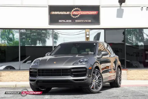 2019 PORSCHE CAYENNE