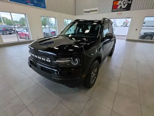 Ford Bronco Sport 2025 AWD Big Bend 4dr SUV en Negro Sombra. CARFAX de un solo propietario. 25/30 MPG ciudad/carretera 2025 Ford Bronco Sport Big Bend 4WD 8-Velocidades Automático 1.5L EcoBoost