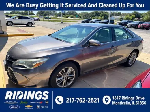 Toyota Camry 2015 SE 4dr Sedán