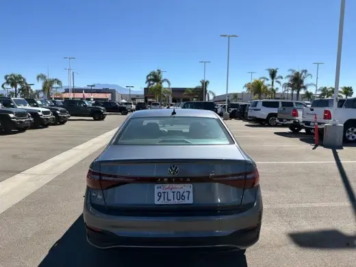 Volkswagen Jetta 2025 SE 4dr Sedan