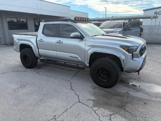 Toyota Tacoma 2024 4x2 SR5 4dr Double Cab 5.0 ft SB