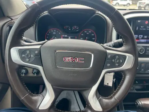 GMC Canyon 2016 4x4 SLT 4dr Crew Cab 5 ft. SB