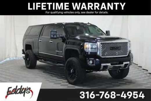 GMC Sierra 2500HD 2015 4x4 Denali 4dr Crew Cab SB