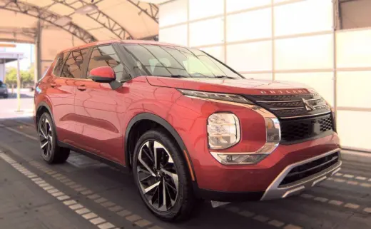 Mitsubishi Outlander 2023 SE 4dr SUV
