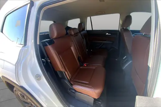Volkswagen Atlas 2022 V6 SE 4dr SUV con Tecnología