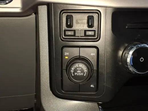 Ford F-150 2023 4x4 XLT 4p SuperCab 6.5 ft. CB