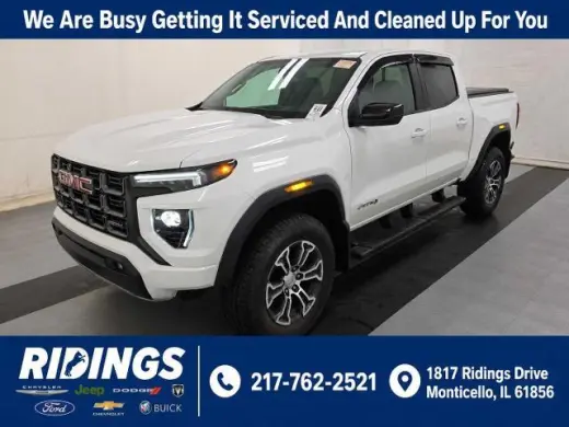 GMC Canyon 2024 4x4 AT4 4p Puertas Crew Cab Cabina Completa 5 ft. SB