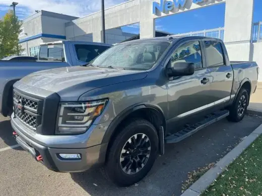 Nissan Titan 2021 4x4 PRO-4X 4p Crew Cab 5.6 ft. SB