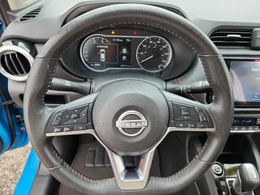 Nissan Versa 2025 SR 4dr Sedan