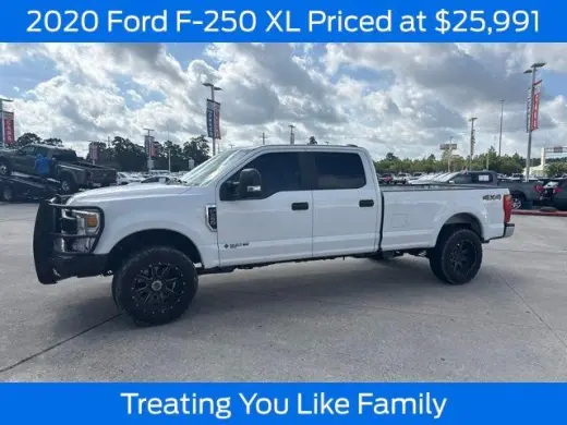 Ford F-250 Super Duty 2020 4x4 XL 4dr Crew Cab 8 ft. Camión de carga LB