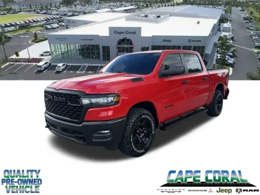 Ram 1500 2025 4x4 Tradesman 4dr Crew Cab 5.6 ft. SB Camioneta