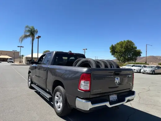 Ram 1500 2023 4x2 Big Horn 4p Cubica Quad Cab 6,4 ft. SB Pickup