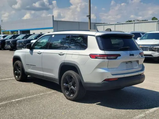 Jeep Grand Cherokee L 2023 4x2 Altitude 4p SUV