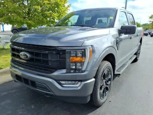 Ford F-150 2023 4x4 XLT 4dr SuperCrew 5.5 ft. SB en Español