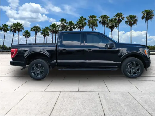 Ford F-150 2023 4x4 XLT 4p SuperCrew 6.5 ft. SB