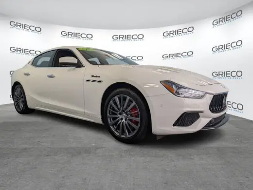 Maserati Ghibli 2022 AWD Modena Q4 4dr Sedan