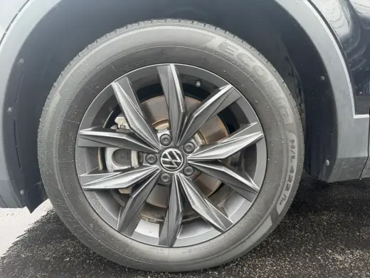 Volkswagen Tiguan 2023 SE 4p SUV