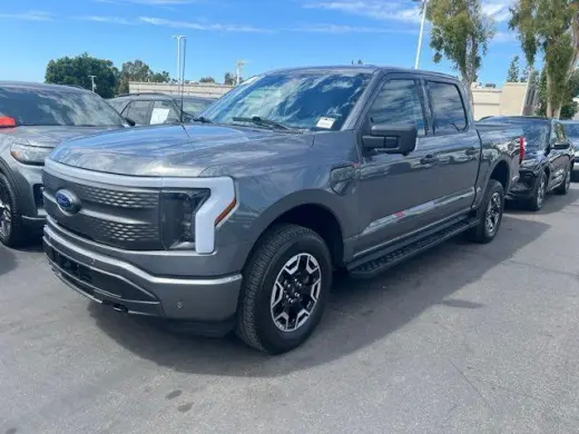 Ford F-150 Lightning 2023 AWD XLT 4dr SuperCrew 5.5 ft. SB