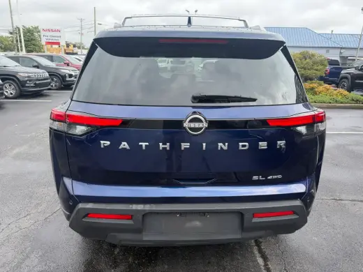 Nissan Pathfinder 2023 AWD SL 4dr SUV