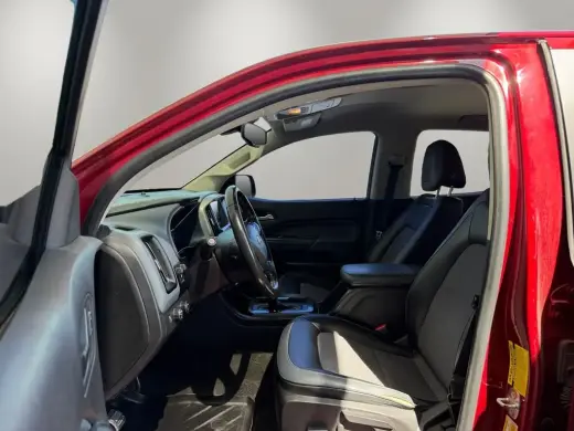 Chevrolet Colorado 2017 4x4 Z71 4dr Cab de tres filas de 5 pies de longitud