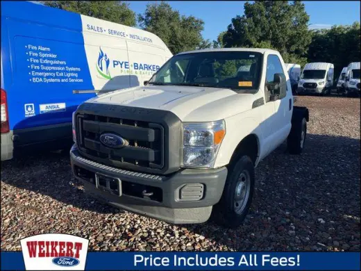 Ford F-250 Super Duty 2016 4x4 XL 2 puertas Cabina Regular Caja de 8 pies Pickup