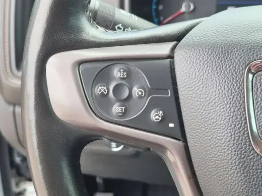 GMC Canyon 2022 4x4 AT4 4dr Crew Cab 6 ft. LB (Cloth)