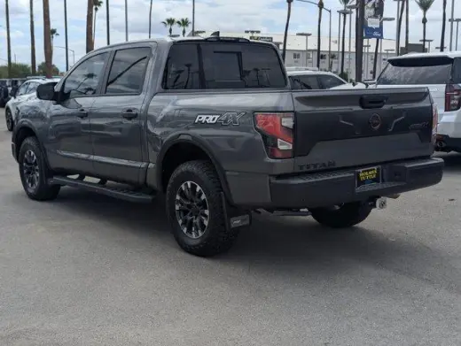 Nissan Titan 2024 4x4 PRO-4X 4dr Crew Cab 5.6 ft. SB