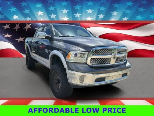Ram 1500 2017 4x4 Laramie 4dr Crew Cab 5.5 ft. SB Pickup