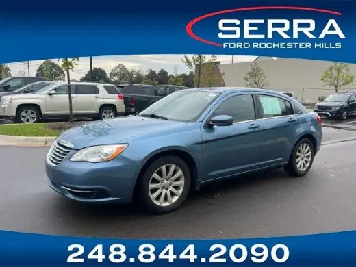 Chrysler 200 2011 Touring 4dr Sedan