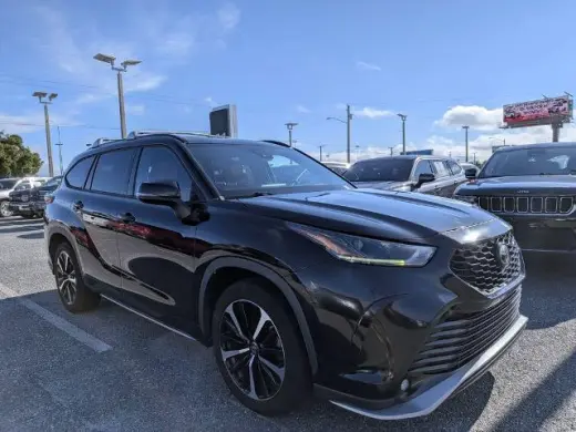 Toyota Highlander 2021 XSE 4dr SUV