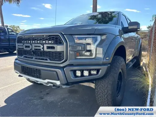 Ford F-150 2018 4x4 Raptor 4p SuperCab 5.5 ft. TB