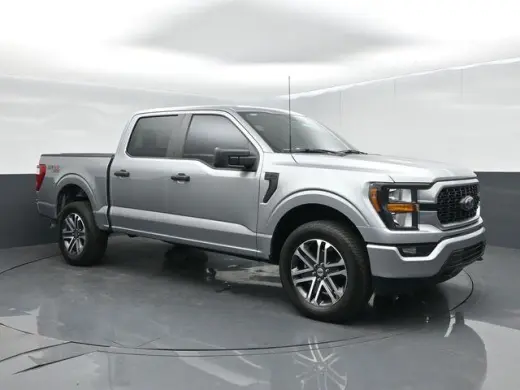 Ford F-150 2023 4x4 XL 4dr SuperCrew 5.5 ft. SB