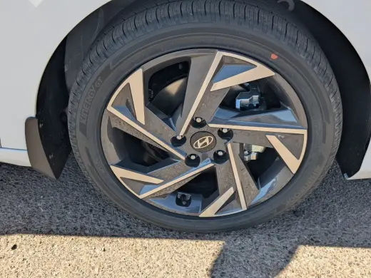 Hyundai ELANTRA 2025 SEL Conveniencia 4p Sedan