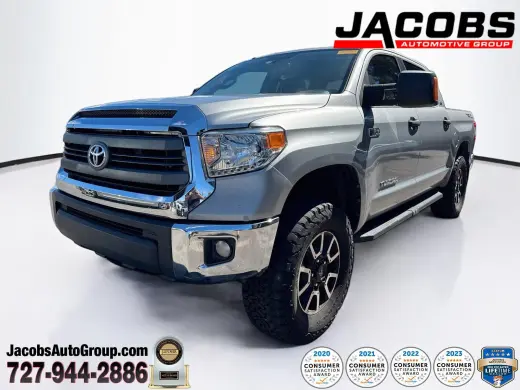 Toyota Tundra 2014 4x2 SR5 4dr CrewMax Cab Pickup SB (5.7L V8)