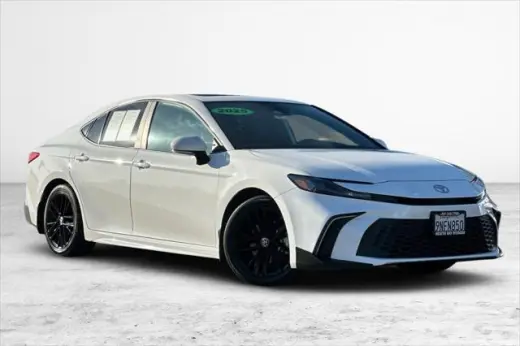 Toyota Camry 2025 SE 4p Sedan