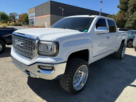 GMC Sierra 1500 2018 4x4 SLT 4p Crew Cab 5.8 ft. SB