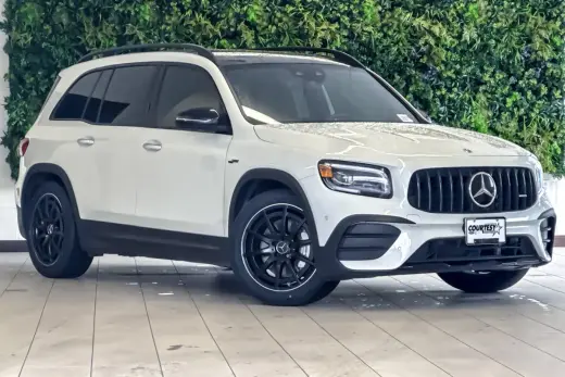 Mercedes-Benz GLB 2023 AWD AMG GLB 35 4MATIC 4p SUV