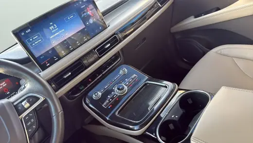 Lincoln Nautilus 2022 Estándar 4p SUV