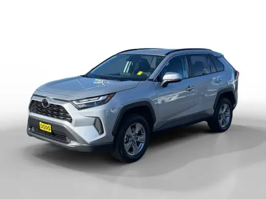 Toyota RAV4 2025 XLE 4p SUV